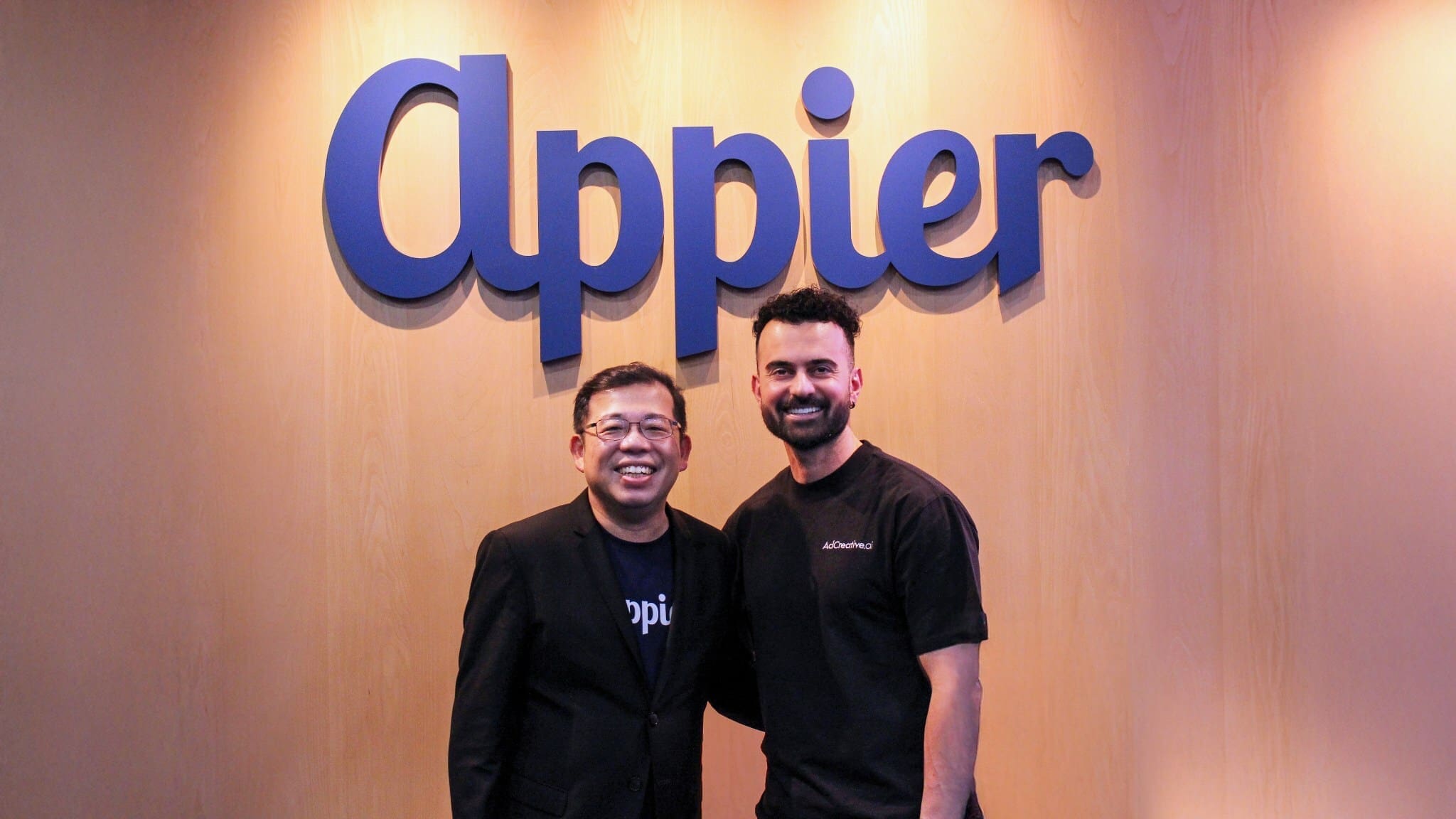 Appier acquires France-based AdCreative.ai for $38.7 million(including a $27.3 million base), accelerating Generative AI-driven advertising and marketing innovation. Left: Chih-Han Yu, CEO of Appier; Right: Alexandre Leciel, CEO of AdCreative.ai.